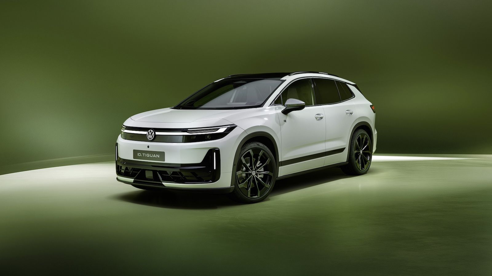 Νέο VW ID. Tiguan: Από 42.695 ευρώ με 600 χλμ. αυτονομία